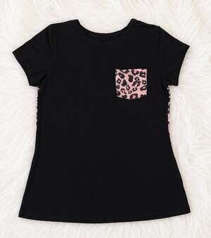 Women’s Small Trendy Casual  Black Tee Pink Leopard Print Pocket & Panel Top